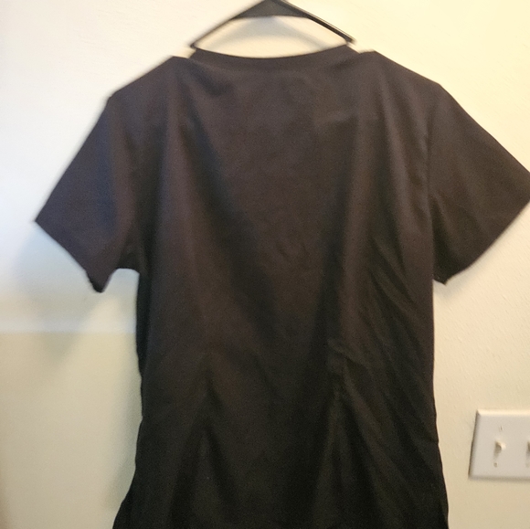Black Adar scrub top - Picture 2 of 3